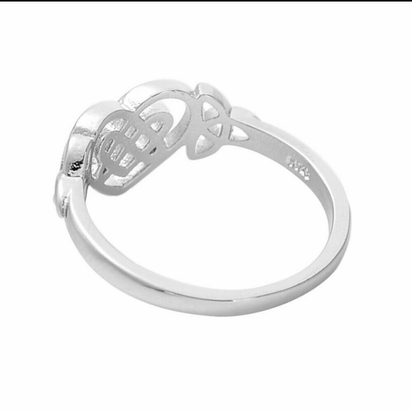 New Silver Heart Celtic Knot Ring. - Picture 4 of 7